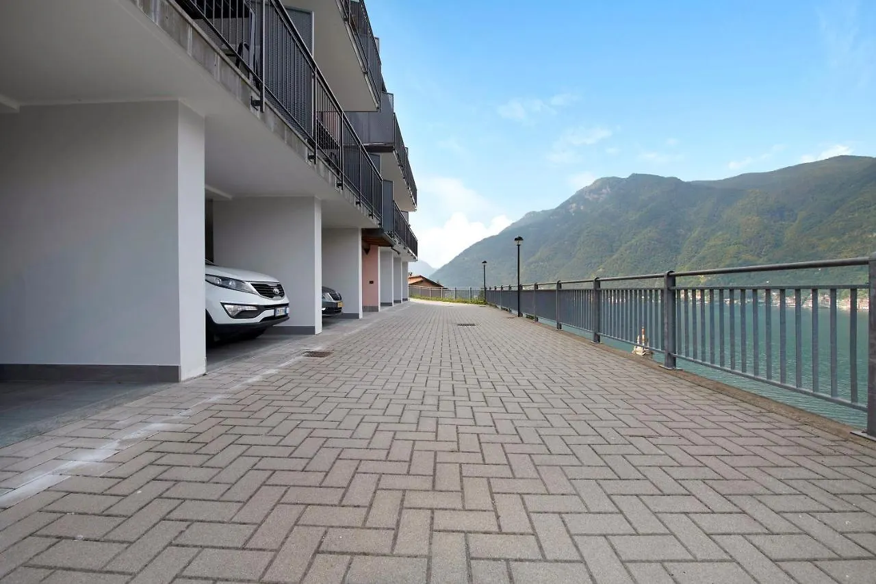 Appartamento 8 Il Tornante Nesso 0*,  Italia